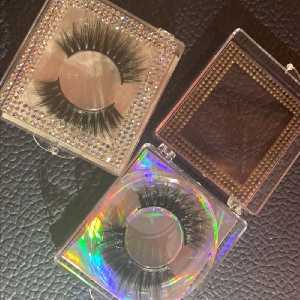 Mink Lashes Style 1 and Style 2 Last Post🥳 - Picture 2 of 3
